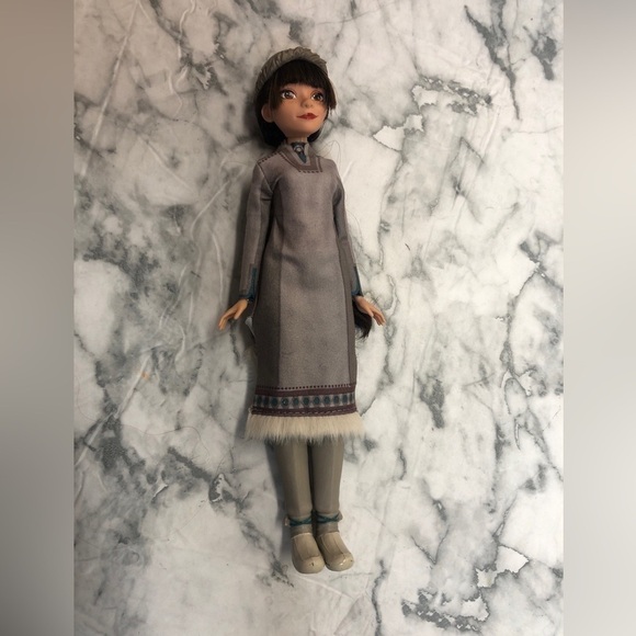 Disney Frozen 2 Forest Expedition Ryder & Honeymaren dolls 11" Hasbro 2018 - Picture 6 of 7